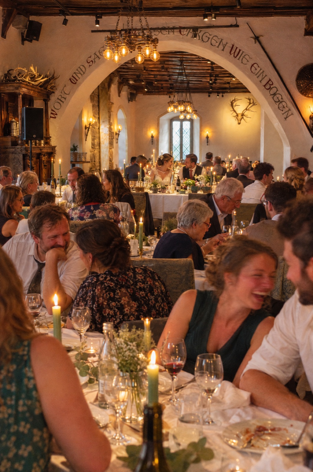 Hochzeitsfeier im Rittersaal der Burg Colmberg